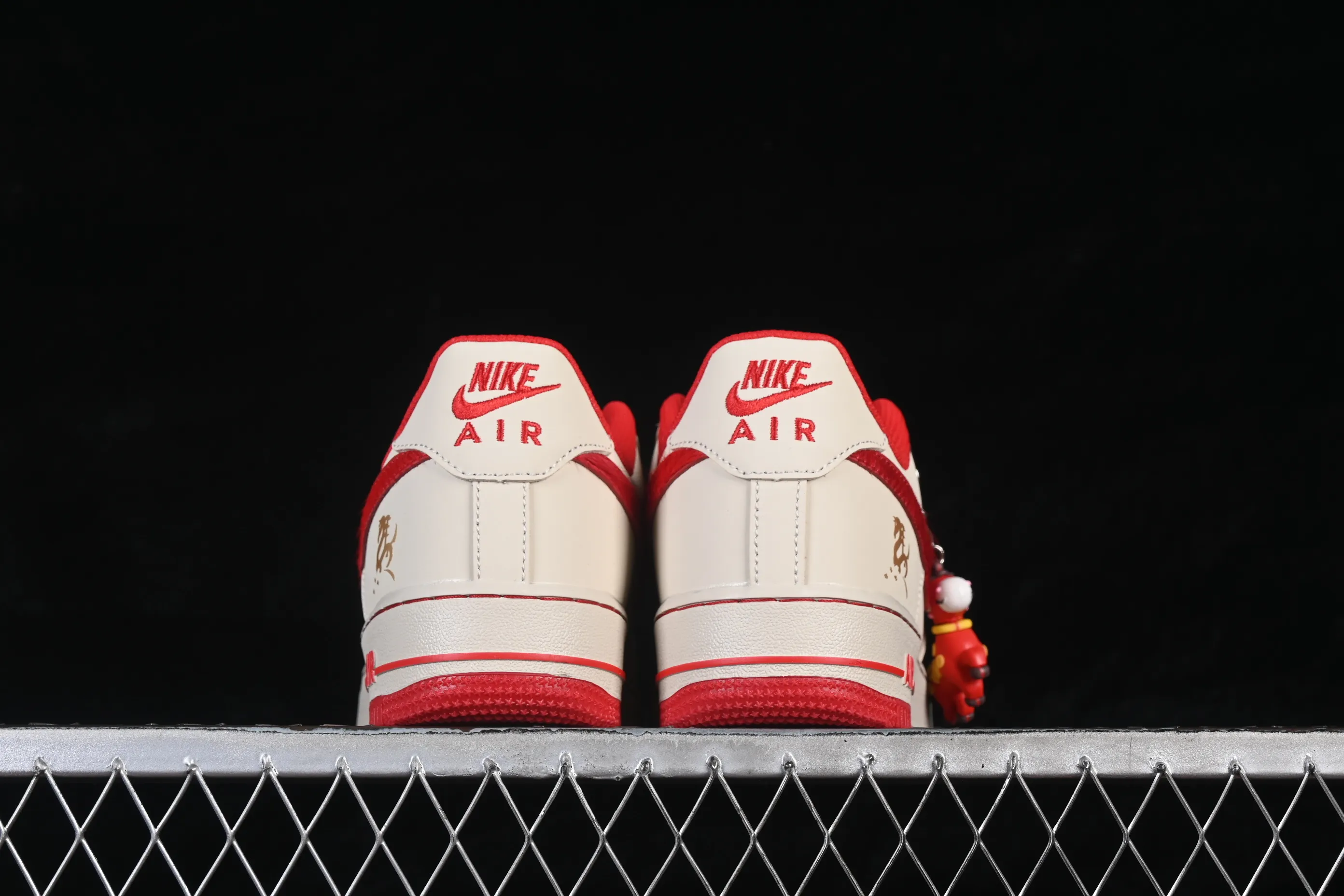 All Categories Nk Air Force 1 Air Force Series Nk Air Force 1 Low Air Force Low Nike Air Force 1'07 Low Year of the Horse Limited Off-white Yanhong Air Force 1 Low-top Casual Shoes NH0601-513